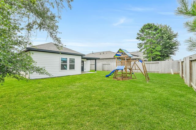 18607 Legend Oaks Drive, Magnolia, TX 77355