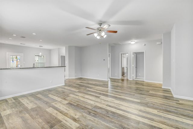 18607 Legend Oaks Drive, Magnolia, TX 77355