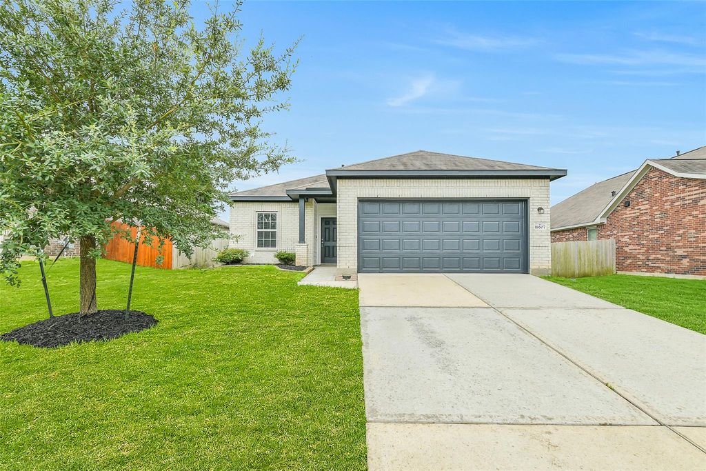 18607 Legend Oaks Drive, Magnolia, TX 77355