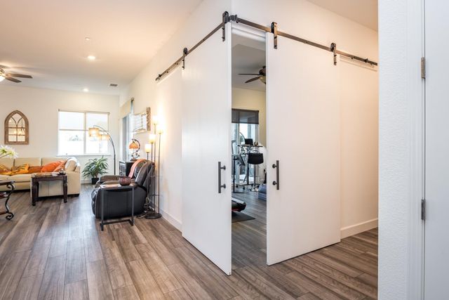 8305 Evans Tree Dr, Roseville, CA 95747