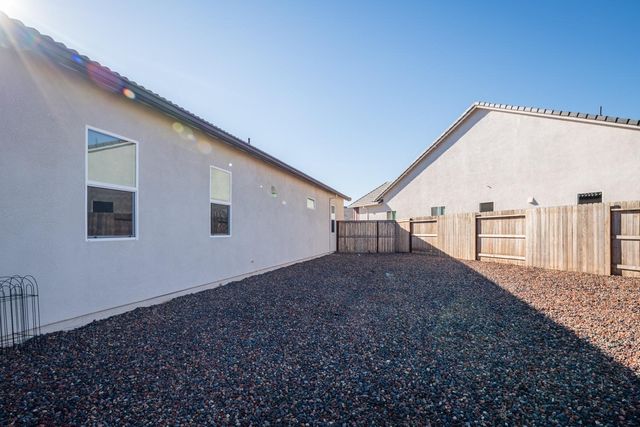 8305 Evans Tree Dr, Roseville, CA 95747