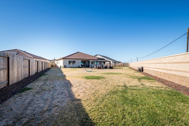 8305 Evans Tree Dr, Roseville, CA 95747