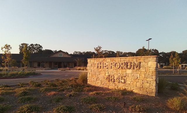 8305 Evans Tree Dr, Roseville, CA 95747