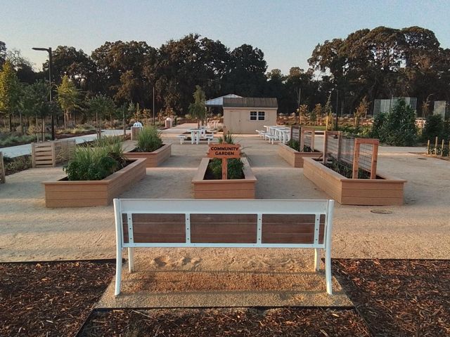 8305 Evans Tree Dr, Roseville, CA 95747