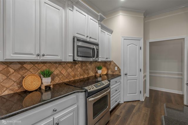 842 Entrada Street, Bossier City, LA 71111