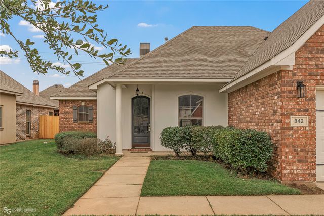 842 Entrada Street, Bossier City, LA 71111