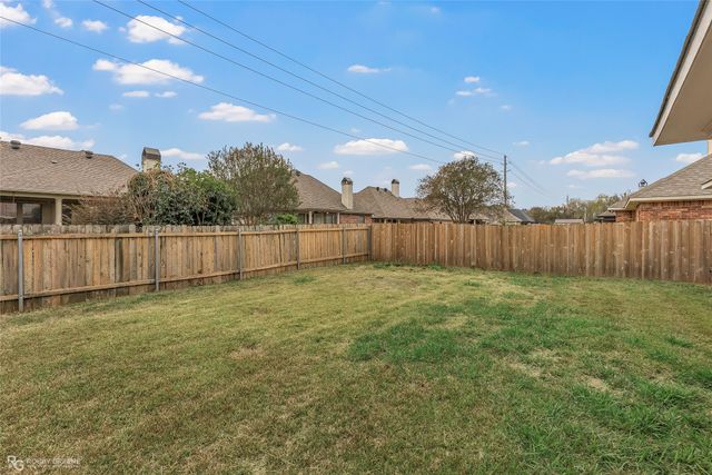 842 Entrada Street, Bossier City, LA 71111