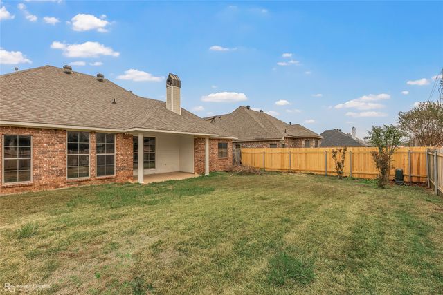 842 Entrada Street, Bossier City, LA 71111