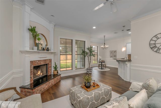 842 Entrada Street, Bossier City, LA 71111