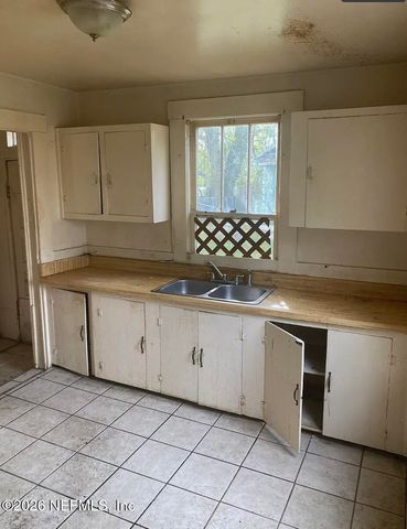 1244 W 5TH Street, Jacksonville, FL 32209