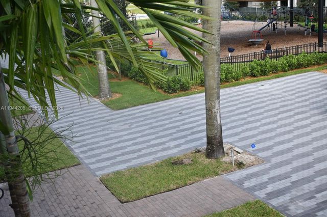 4640 NW 84th Ave 16, Doral, FL 33166