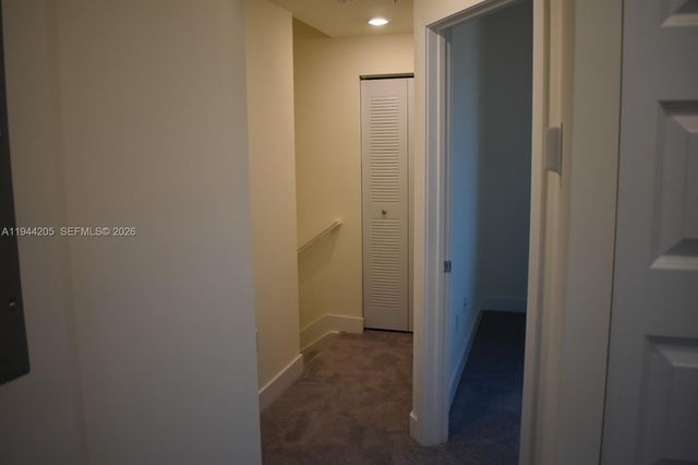 4640 NW 84th Ave 16, Doral, FL 33166