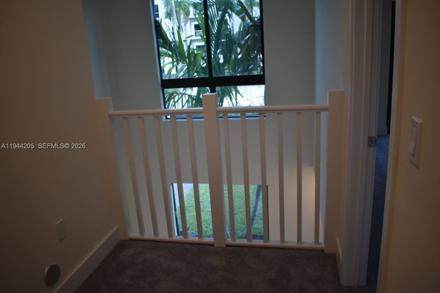 4640 NW 84th Ave 16, Doral, FL 33166