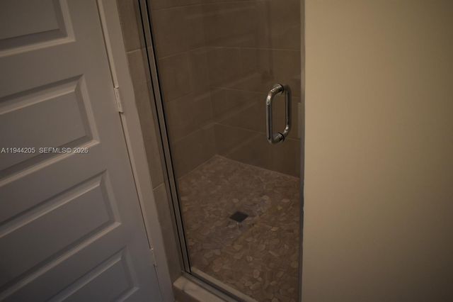 4640 NW 84th Ave 16, Doral, FL 33166