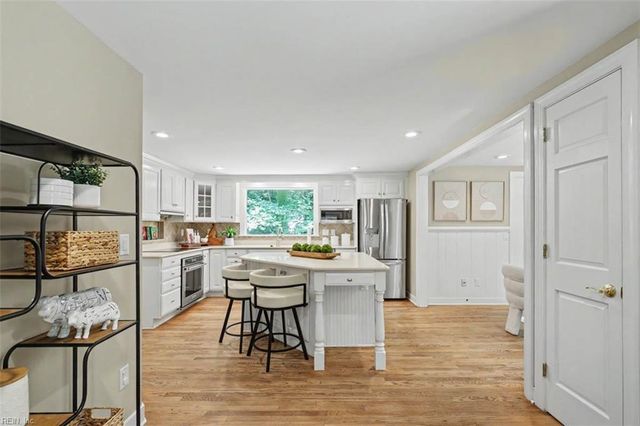 266 Nottingham RD, Williamsburg, VA 23185