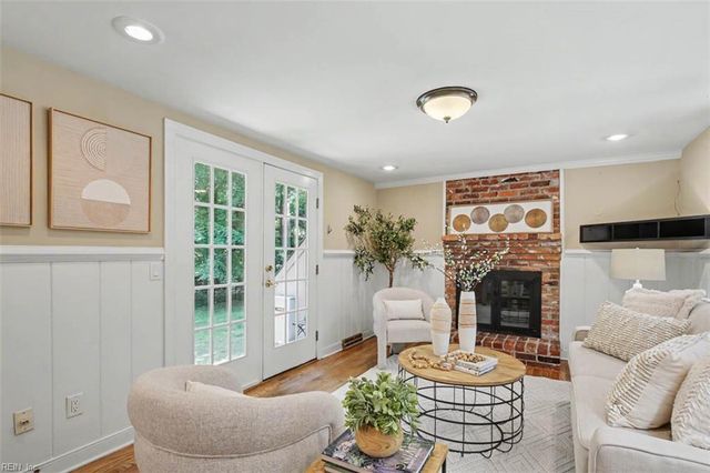 266 Nottingham RD, Williamsburg, VA 23185