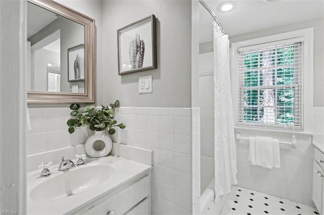 266 Nottingham RD, Williamsburg, VA 23185