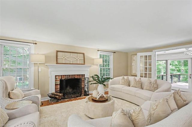 266 Nottingham RD, Williamsburg, VA 23185