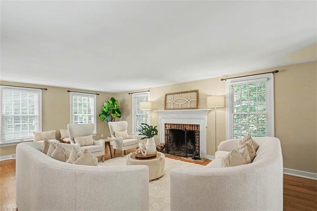266 Nottingham RD, Williamsburg, VA 23185