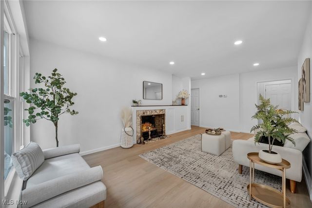 3457 Wooster Road, Rocky River, OH 44116