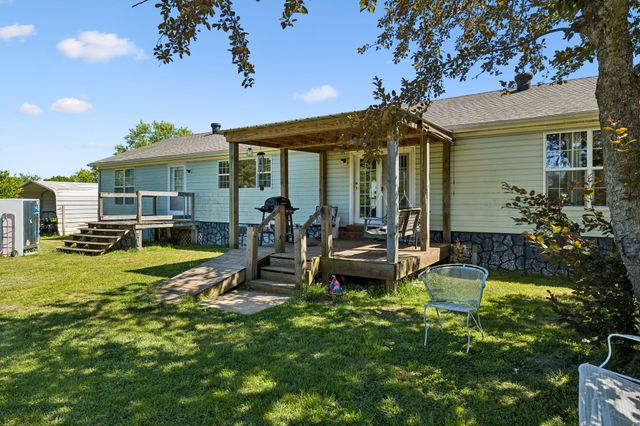 4870 Haley Ln, Columbia, TN 38401