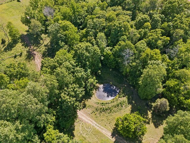 4870 Haley Ln, Columbia, TN 38401