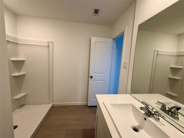 28750 Texas Plains Drive, Hockley, TX 77447