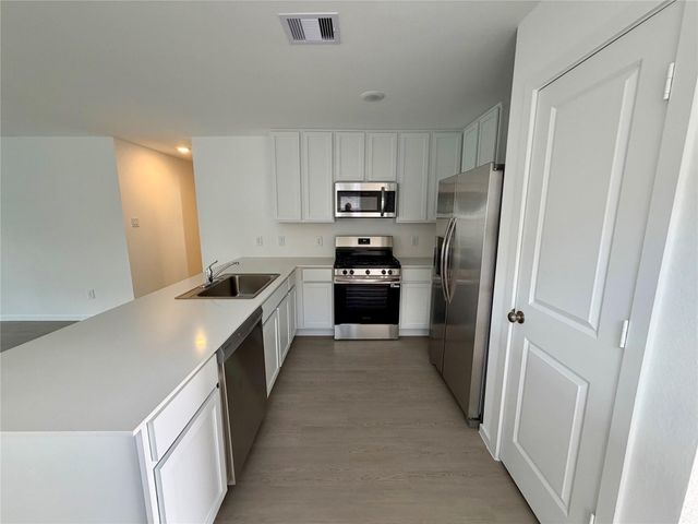 28750 Texas Plains Drive, Hockley, TX 77447