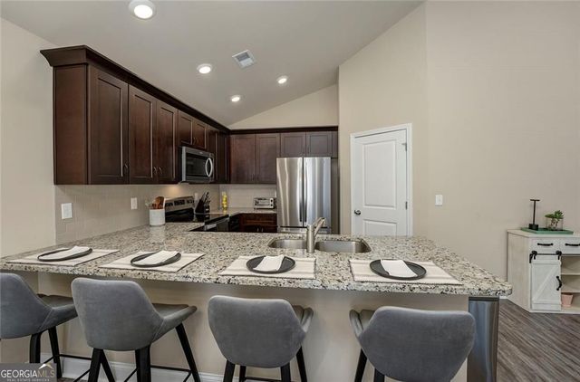 270 Lakewood Drive, Waleska, GA 30183