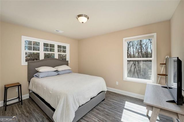 270 Lakewood Drive, Waleska, GA 30183