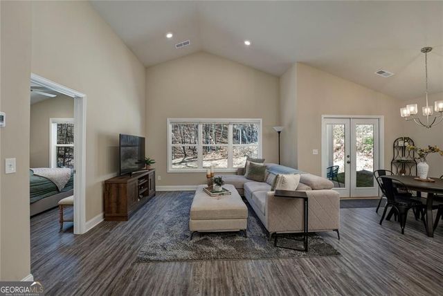 270 Lakewood Drive, Waleska, GA 30183