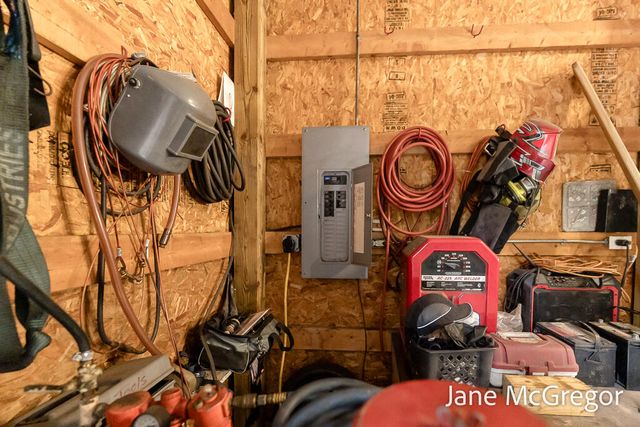 13727 Cleveland Street, Nunica, MI 49448