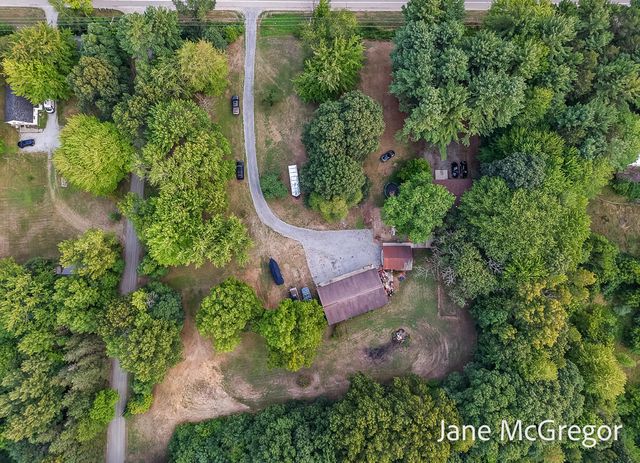 13727 Cleveland Street, Nunica, MI 49448