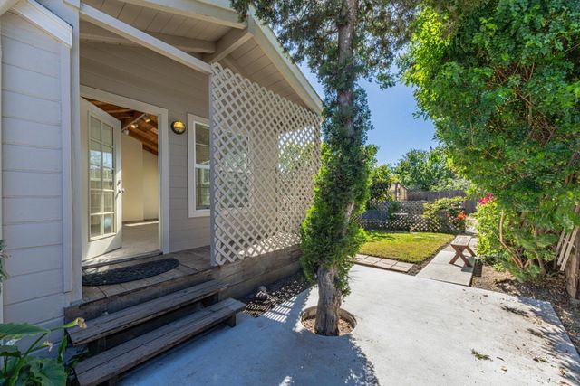 319 Tapadero, Salinas, CA 93906