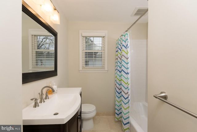 1405 N GEORGE MASON DR, Arlington, VA 22205