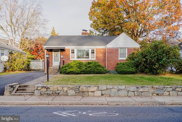 1405 N GEORGE MASON DR, Arlington, VA 22205