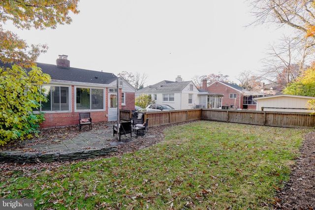 1405 N GEORGE MASON DR, Arlington, VA 22205