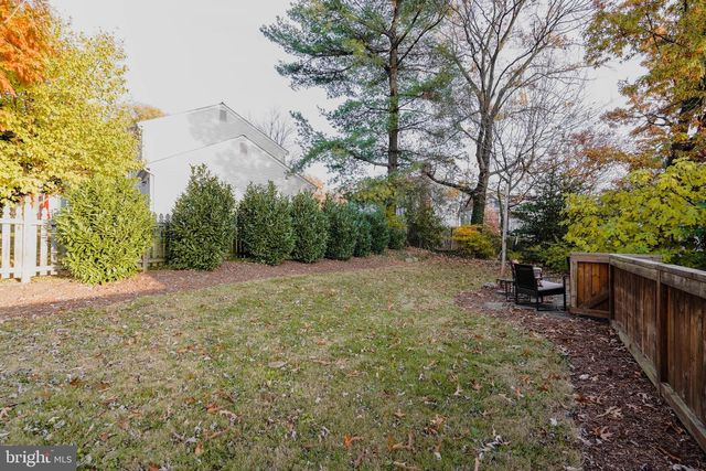 1405 N GEORGE MASON DR, Arlington, VA 22205