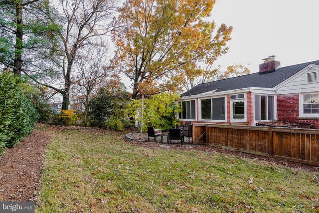 1405 N GEORGE MASON DR, Arlington, VA 22205