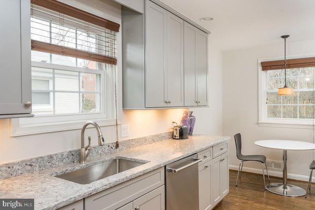 1405 N GEORGE MASON DR, Arlington, VA 22205