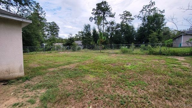 7943 N Tiny Lily Drive, Citrus Springs, FL 34434