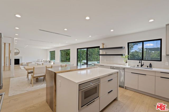 17036 Orozco Street, Granada Hills (los Angeles), CA 91344