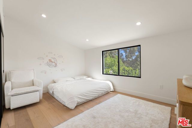 17036 Orozco Street, Granada Hills (los Angeles), CA 91344