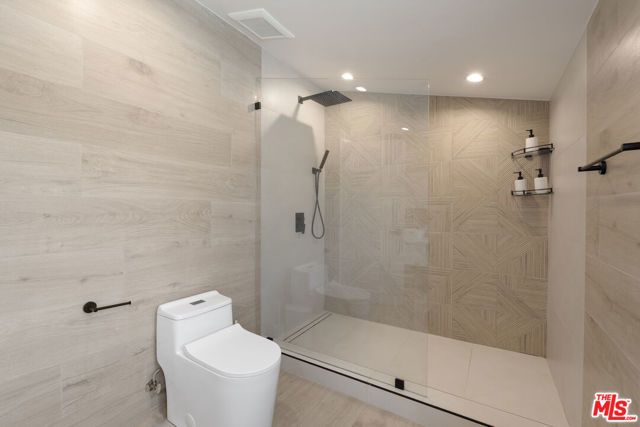 17036 Orozco Street, Granada Hills (los Angeles), CA 91344