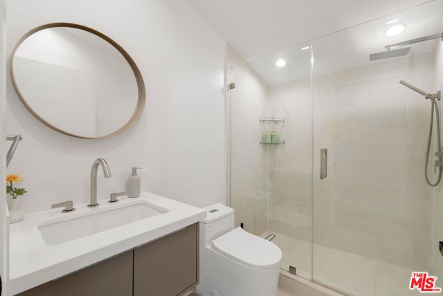 17036 Orozco Street, Granada Hills (los Angeles), CA 91344