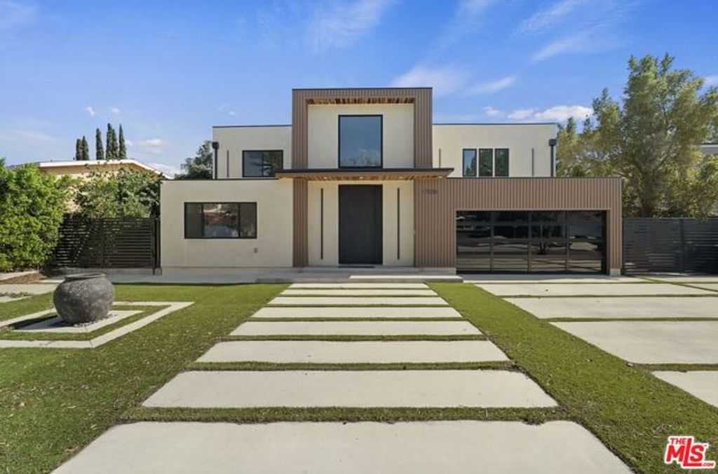 17036 Orozco Street, Granada Hills (los Angeles), CA 91344