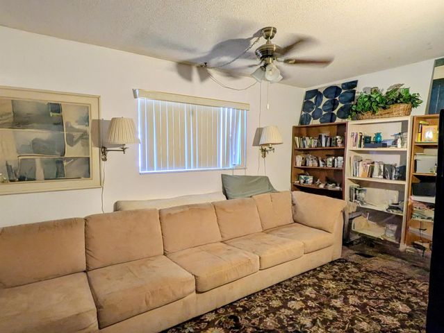 2615 N Garden Drive 109, Lake Worth, FL 33461