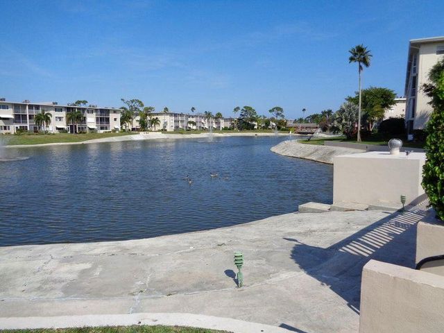 2615 N Garden Drive 109, Lake Worth, FL 33461