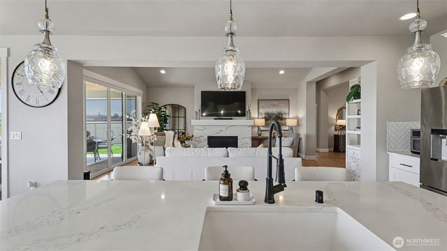 6511 232nd Avenue E, Buckley, WA 98321