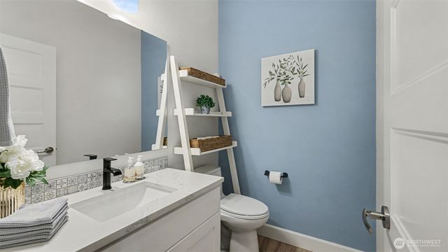 6511 232nd Avenue E, Buckley, WA 98321